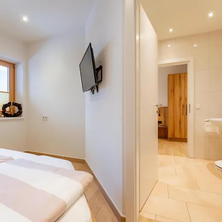 Residenz Am Erzbach 3 - 2b شقة *