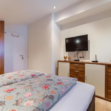 Residenz Am Erzbach 3 - 2b 아파트